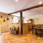 Hébergement de vacances Maison En Pierre Piscine Clim *